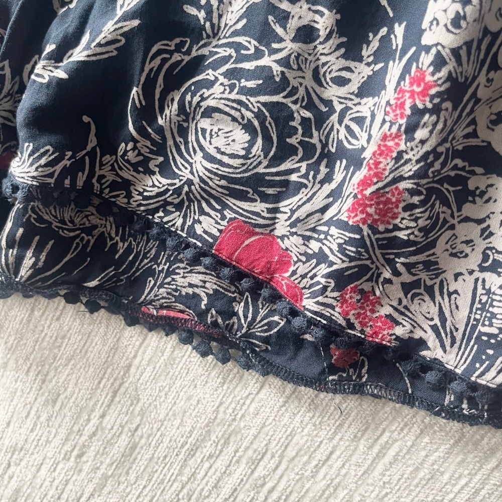 Charlotte Russe Navy Floral Shorts with Pink Accent - Picture 9 of 10